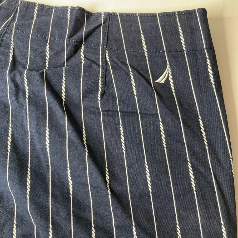 Nautica twill women’s short midrise NWT navy seas inseam 5”